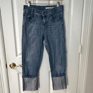 DKNY Women's Cropped Blue Jeans size 6